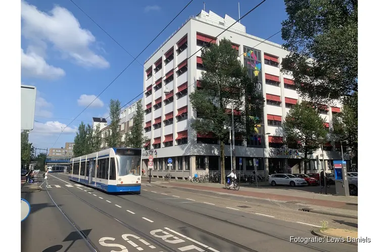 Wethouder weert verloskundigen nog van trambaan