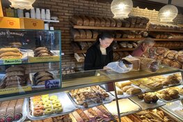 Brood- en Banketbakkerij Van der Horst: klanten komen vanuit Noord speciaal hierheen voor het paleisbanket