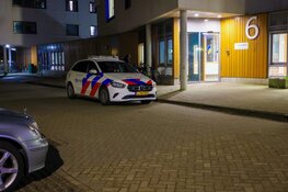 Mes gebruikt bij ruzie bij opvangcentrum in Zuidoost