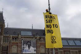 Extinction Rebellion blokkeert onderdoorgang Rijksmuseum