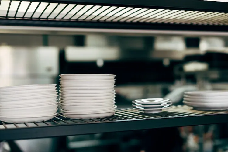 Van koken tot koelen: essentiële apparatuur voor professionals