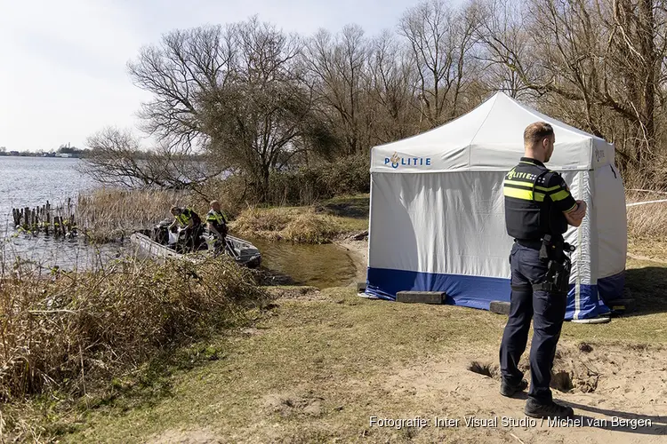 Stoffelijk overschot aangetroffen in water bij Nieuwe Meer