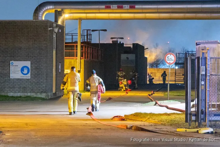 Brand bij Waternet in Amsterdam-Westpoort