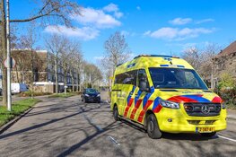 Voetganger gewond op Tussendek in Amsterdam