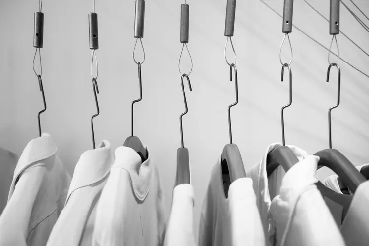 De kunst van het overshirt: tips voor een relaxte, trendy outfit
