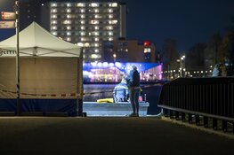 Overleden persoon aangetroffen in water Westlandgracht