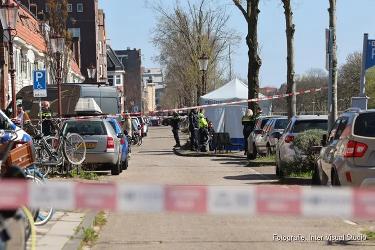 Overleden persoon aangetroffen in water Transvaalkade