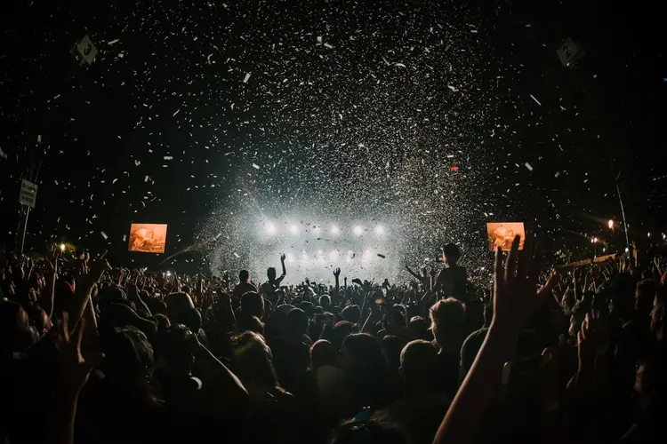 Fanny Pack opnieuw populair onder festivalgangers