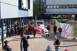 Politie beëindigt bezetting Vrije Universiteit Amsterdam