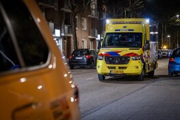 Gewonde bij uitslaande woningbrand in Amsterdam-Noord