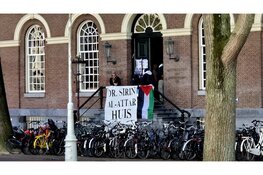 Pro-Palestina demonstranten bezetten Maagdenhuis in Amsterdam