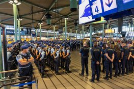 "Schiphol valt stil om te herdenken: twee minuten stilte voor de gevallenen"