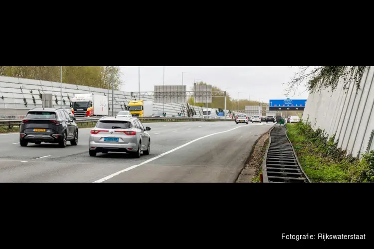 A1 in mei afgesloten tussen Watergraafsmeer en Diemen: omleidingen en reistips
