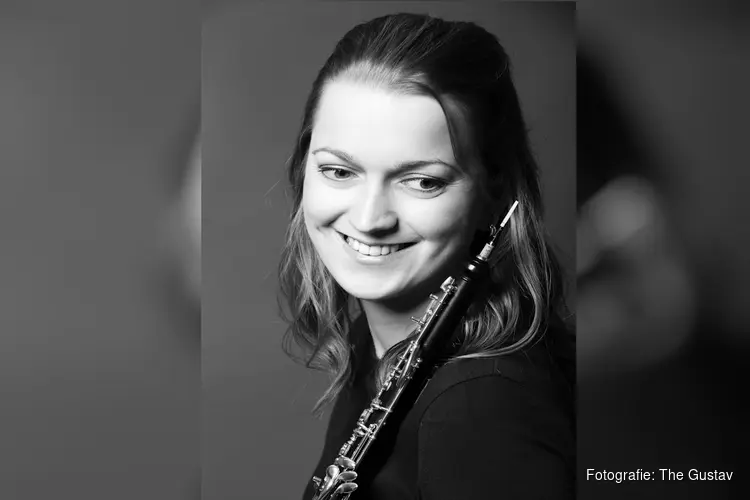 Vertelconcert over Rosy Wertheim in binnentuin op de Zuidas