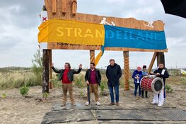 Ondanks regen toch geslaagde opening strandseizoen op IJburg