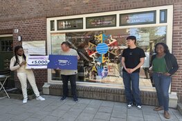 1.000 extra maaltijden voor bewoners Indische buurt van vereniging AANEEN dankzij bijdrage VriendenLoterij