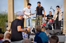 AI ochtendrave op nieuwe dakplein NEMO Science Museum start ToekomstTiendaagse 750 jaar Amsterdam