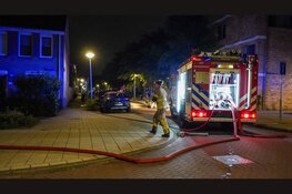 Auto door brand verwoest in West