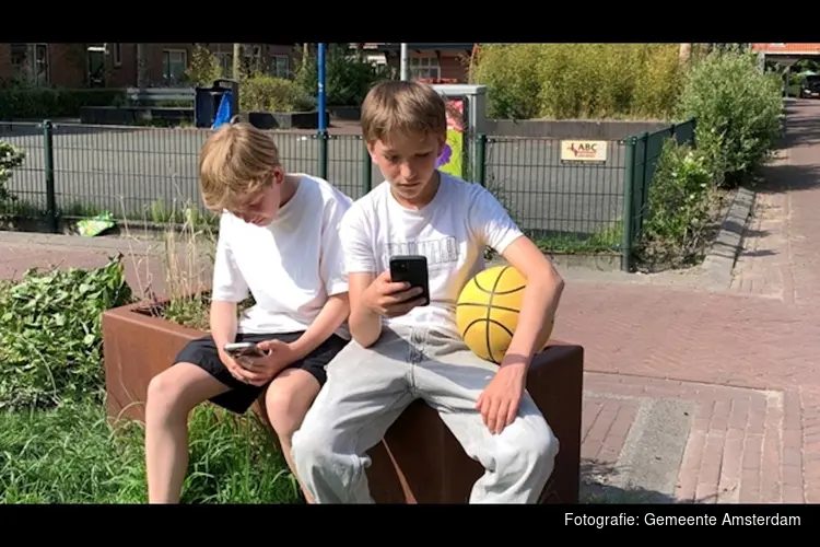 Hoe we jongeren willen beschermen tegen de schadelijke effecten van sociale media