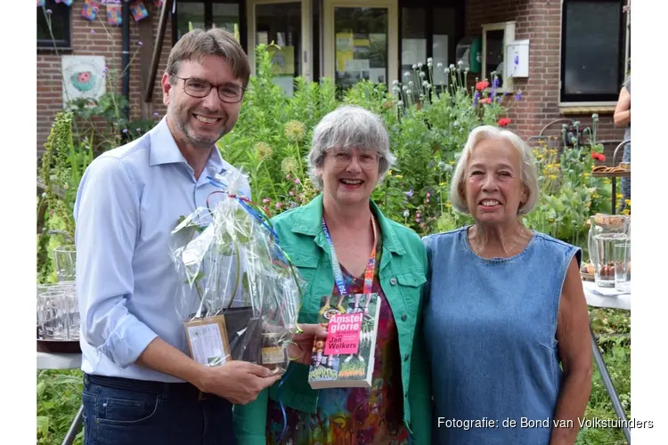 Wethouder Van Weyenberg opent Open Volkstuindagen 2025 op Amstelglorie