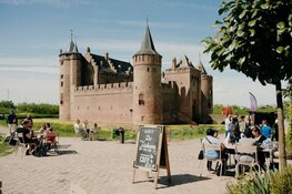 Vier de zomervakantie op het Muiderslot!