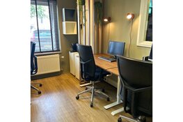 Vrijwilligers klussen bij Timon-woonvorm