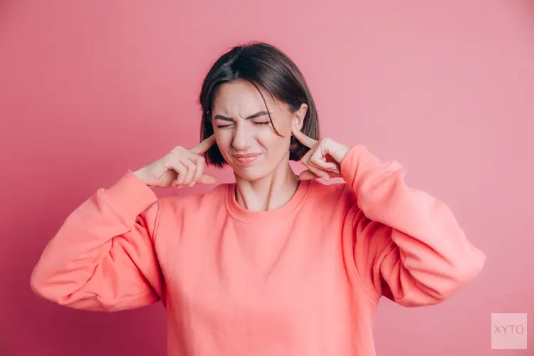 Wat zijn de eerste tekenen van slechthorendheid?