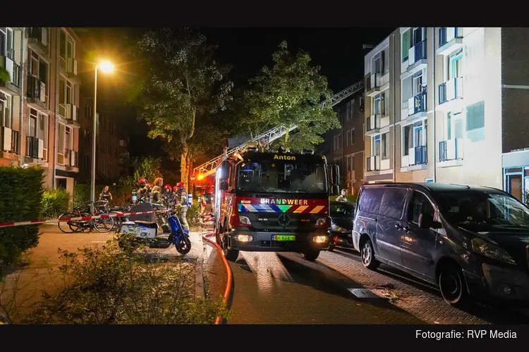 Flat volledig ontruimd na brand