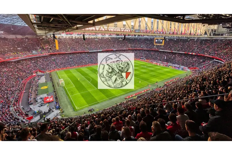 Ajax contracteert Ko Itakura