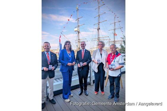 Andreaspenning voor vier vrijwilligers van Stichting SAIL