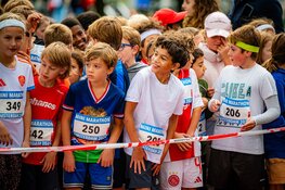 Kleine lopers, grote beleving tijdens de Kids Run en Mini Marathons in Amsterdam