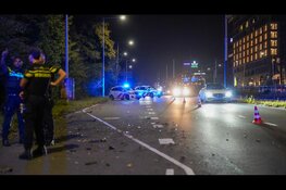 Veel schade na aanrijding tussen twee personenauto's