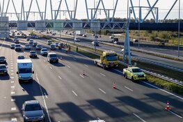 Motorrijder gewond bij ongeluk op de A1 bij Muiderberg