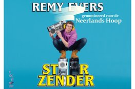 Cabaretier Remy Evers flipt de burenruzie om tot cabaretkunst