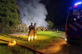 Brand bij jachthaven in Amsterdam-Zuid