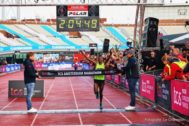 Tweevoudig winnaar Tsegay Getachew keert terug naar TCS Amsterdam Marathon