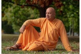 Peloerling keert terug naar huis: de Walking Monk begint aan een wandeling van toewijding door Nederland