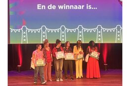 Mensen vieren Amsterdam: bewoners aan het woord in de OBA