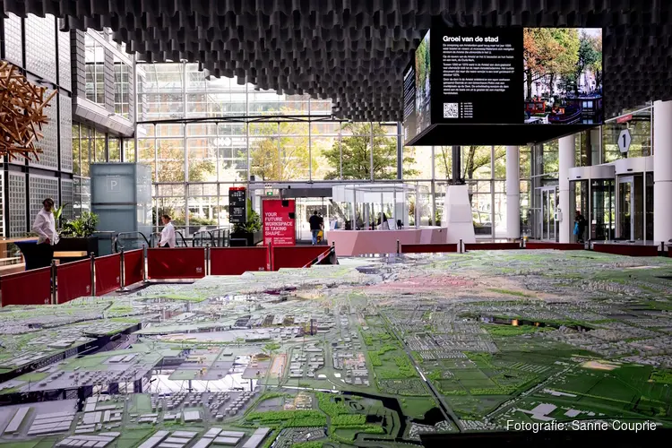 Femke Halsema opent deze maand "De Maquette van Amsterdam" in het WTC Amsterdam