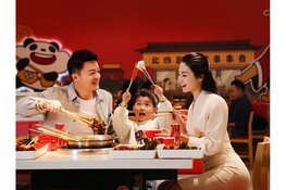 Bij Yuan Hotpot voelt het alsof je voor één avond terugreist naar het oude China