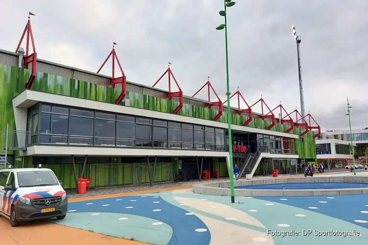 Jong Ajax pakt punt bij TOP Oss