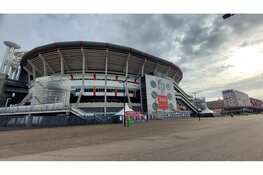 Ajax stelt John Heitinga per direct op non-actief