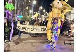 Super Sint Maarten verbindt Amsterdam-Oost met licht, muziek en warmte