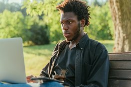 Openbare Wifi in Amsterdam: De Beste Manier om je Gegevens te Beschermen