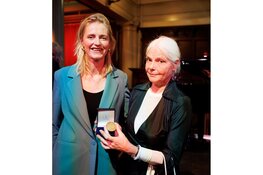 Amsterdam eert Liesbeth van der Horst met Andreaspenning