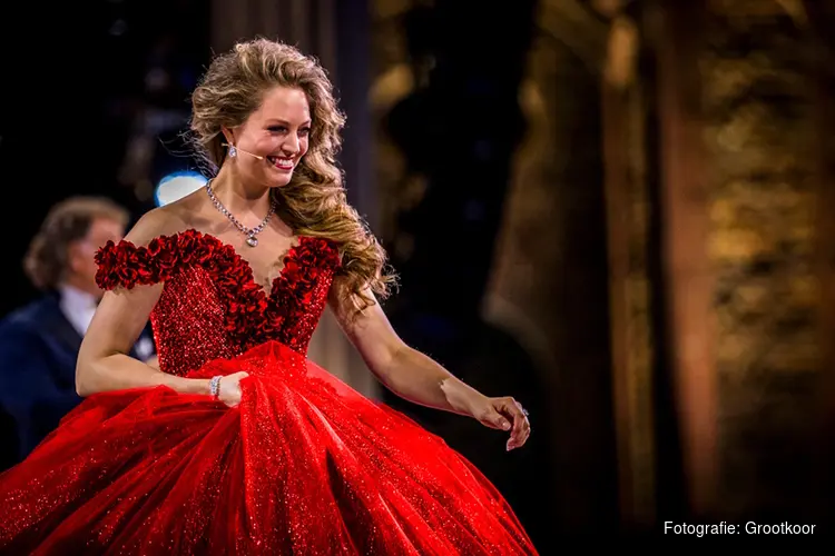 Een stralend kerstconcert in de Westerkerk, Grootkoor Amsterdam met sopraan Donij van Doorn