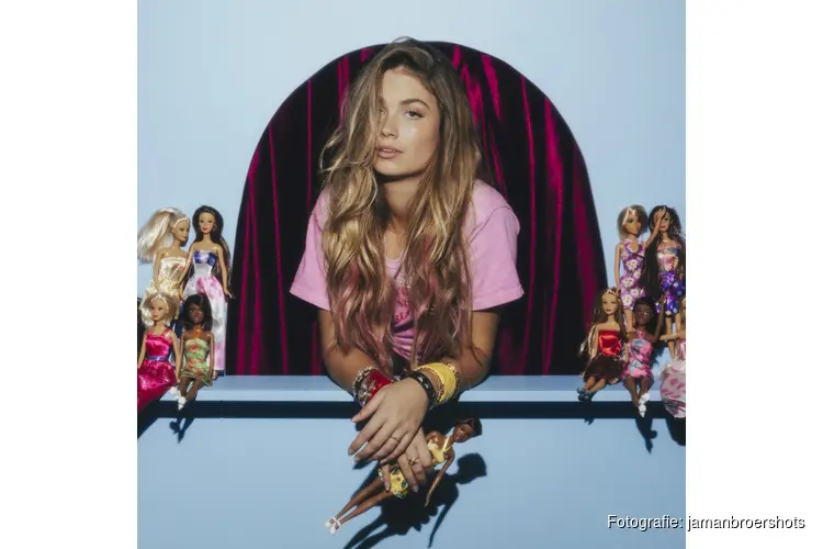 Roxy Dekker kondigt twee concerten aan in de Ziggo Dome