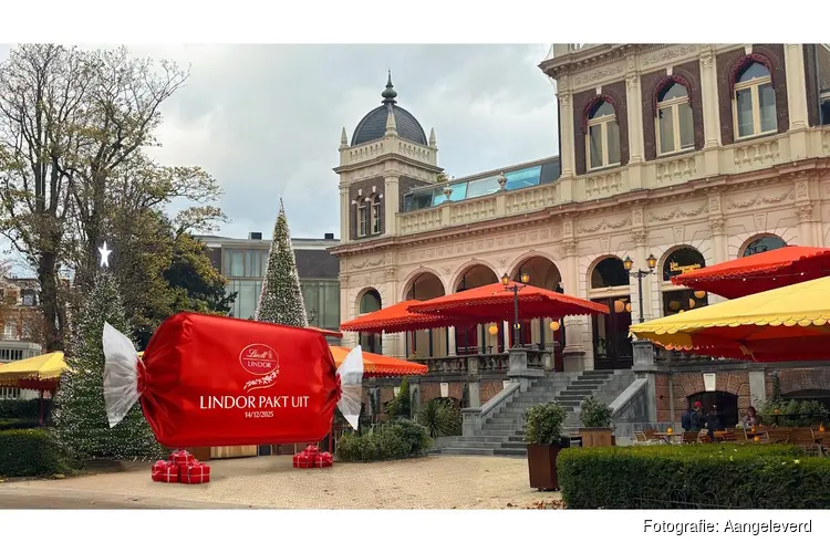 All You Need is Chocolate: Lindt LINDOR en Robert ten Brink pakken uit met chocolademuur van 20.000 bonbons in het Vondelpark!