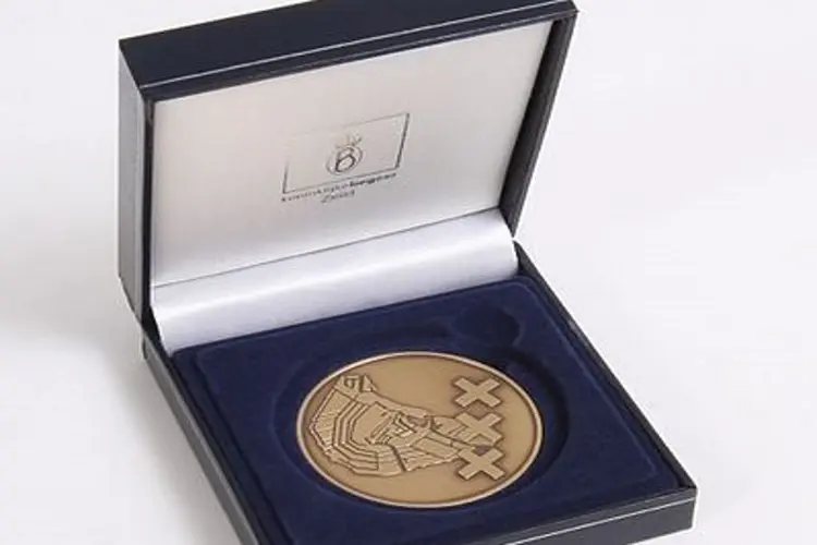 Andreaspenning voor voorzitter van Stichting Sinterklaas in Amsterdam