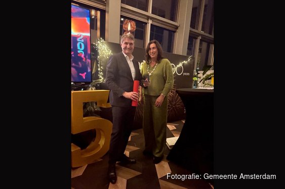 Jubileumpenning voor 100-jarig Atradius